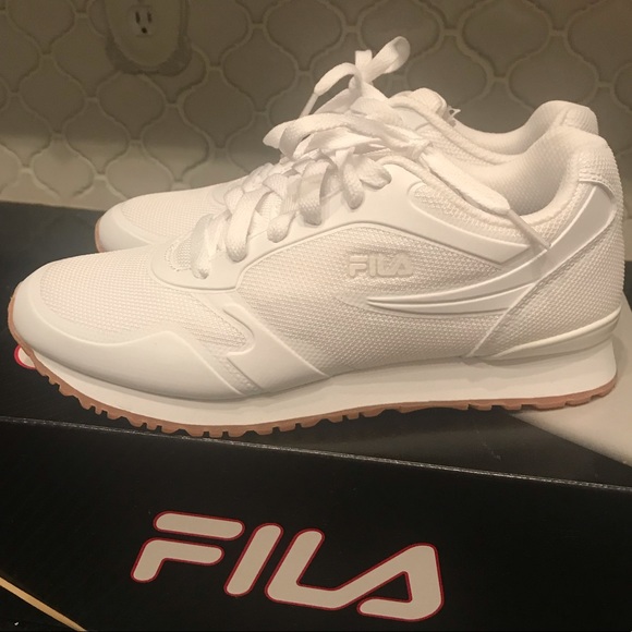 fila forerunner white